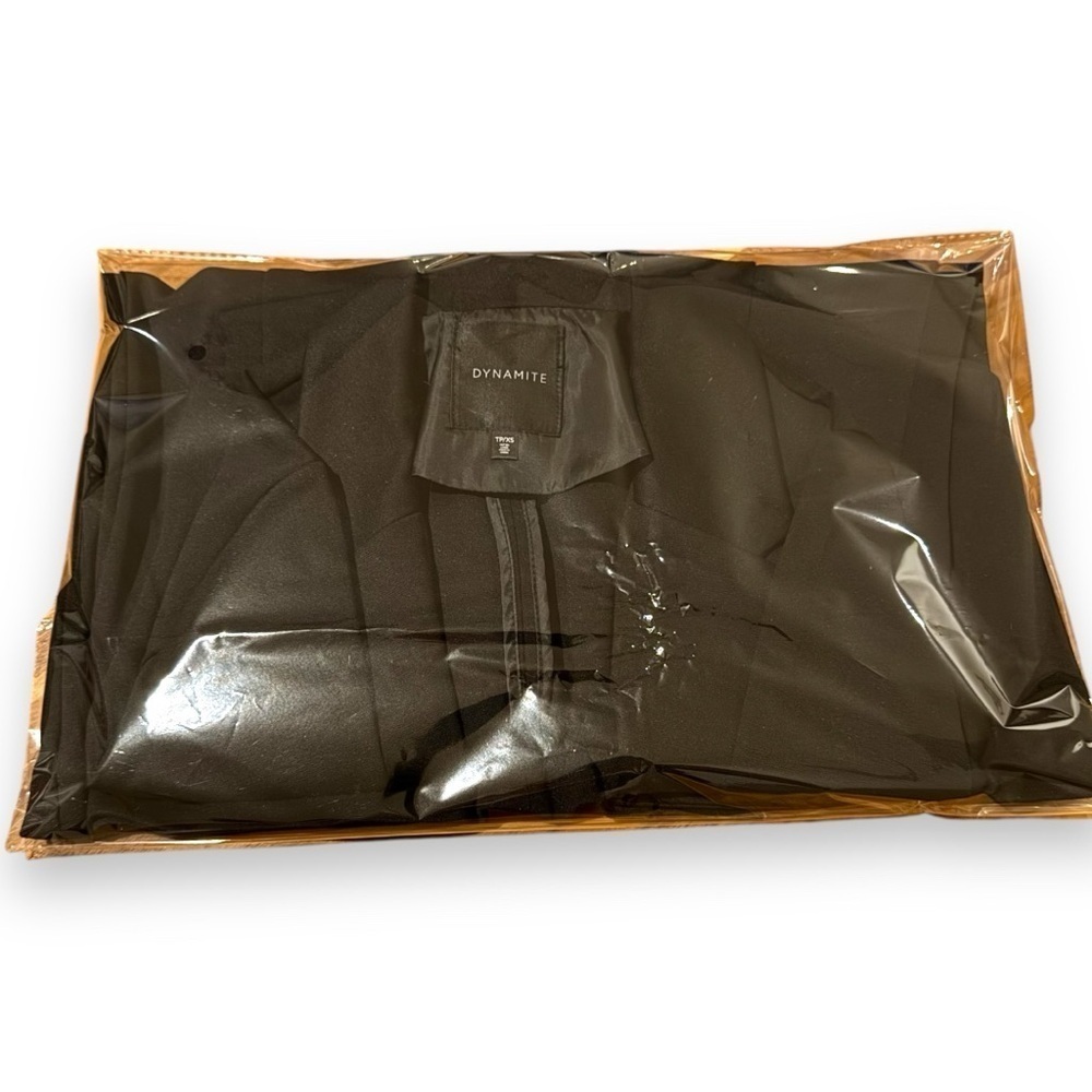 ✨Dynamite Black Open Blazer -  XS | Good Condition✨​​​​​​ - Picture 14 of 15